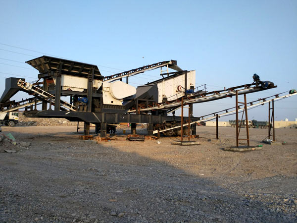 湖北孝感移动破碎站生产现场