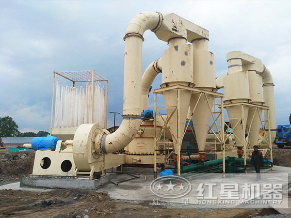 磨粉机现场 磨粉机现场